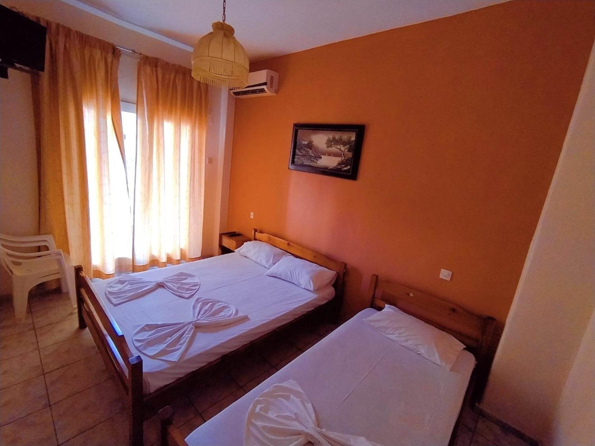 Hotel Μαρκονησ Paralía Esterno foto